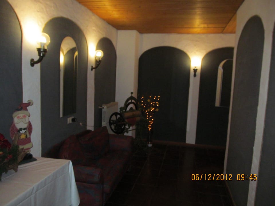 Flur zu den Zimmern Seebauer-Hotel Die Ente von Wassertrüdingen