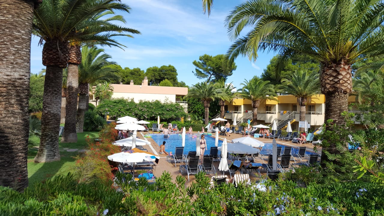 Pool  Zafiro Cala Mesquida
