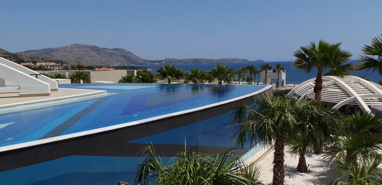 Pool Mayia Exclusive Resort & Spa