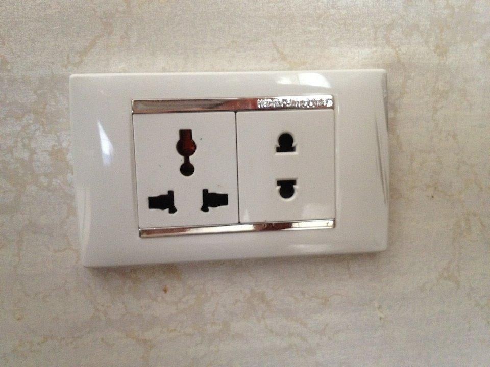 Multisystem-Steckdose Premier Le Reve Hotel & Spa