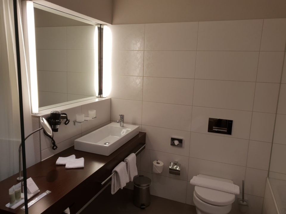 Zimmer Riverside Hotel