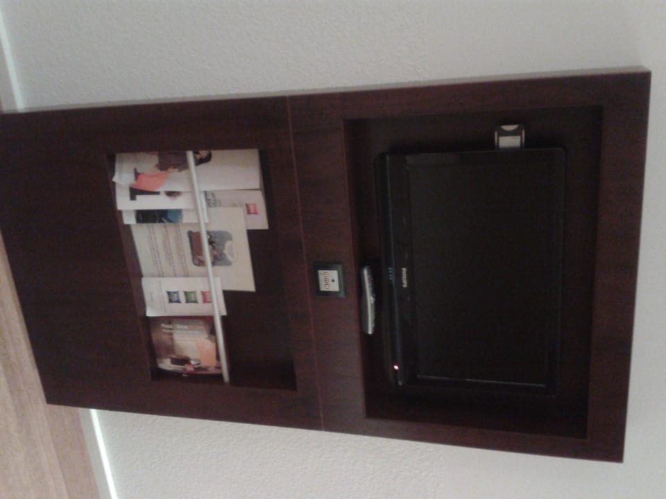 Mobile tv ibis Hotel Luzern Kriens