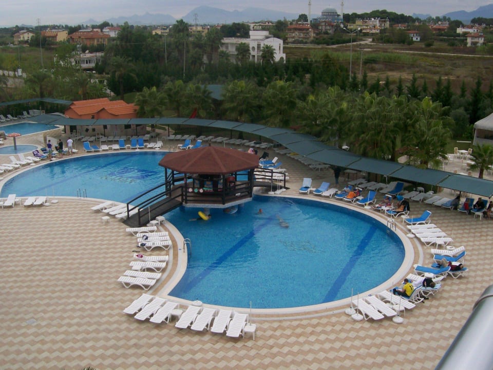 Der Pool bei Tag FUN&SUN Smart Hane Sun Hotel