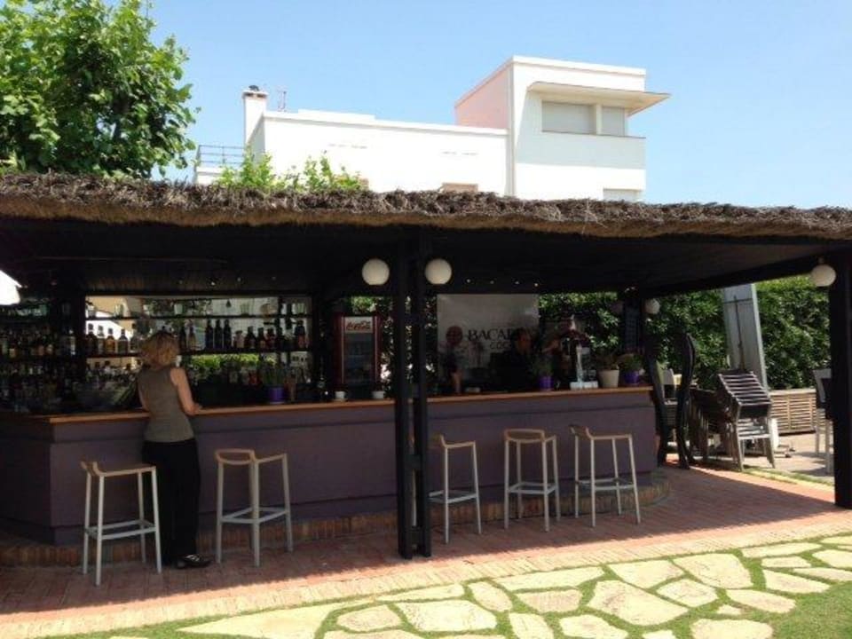 Pool Bar Hotel Subur Maritim