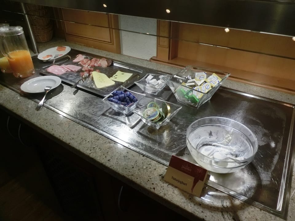 Frühstücksbuffet am 30.04.18 Jagdhof Klein-Heilig-Kreuz