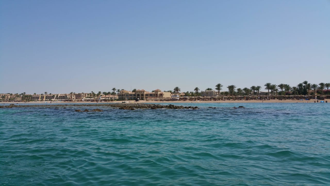 Vom Wasser aus  Iberotel Makadi Beach