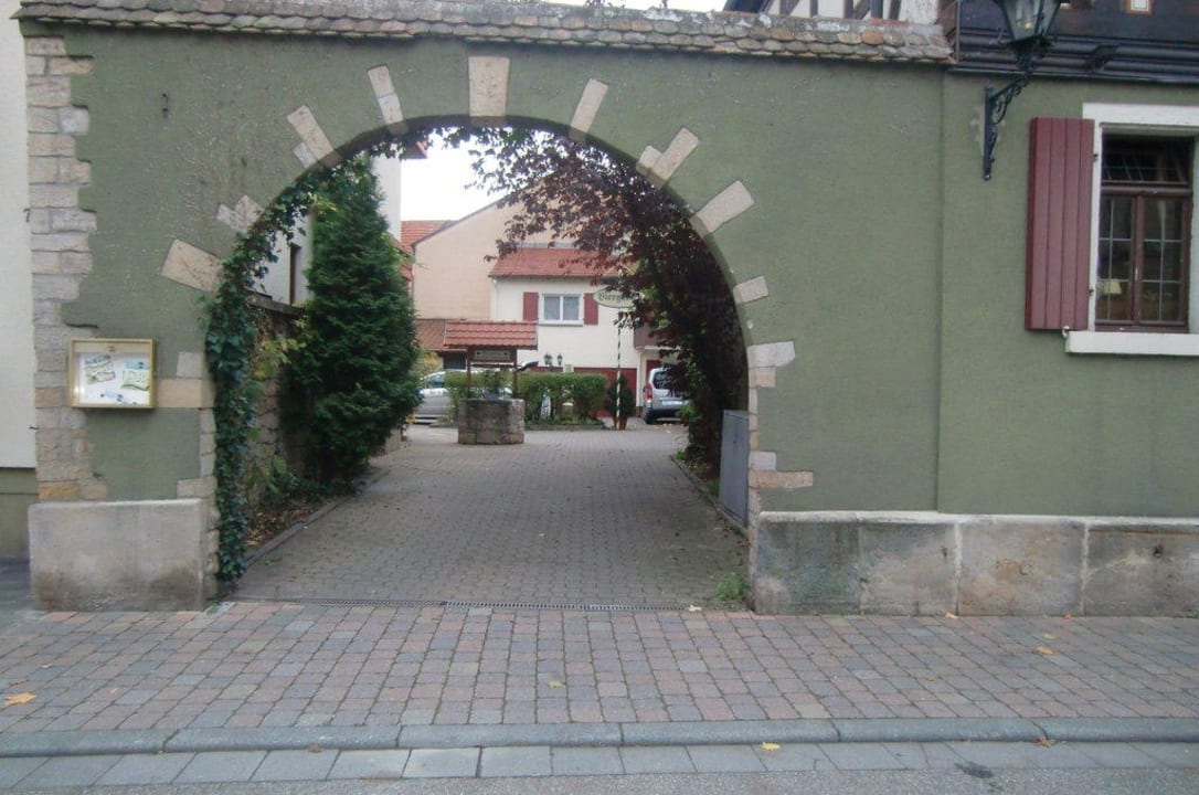 Hofeinfahrt Hotel Zur Kanne