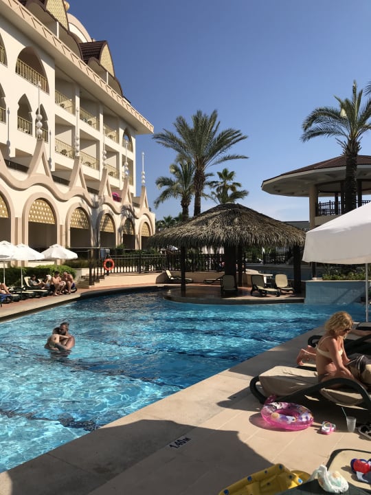 Pool Well Palace Side