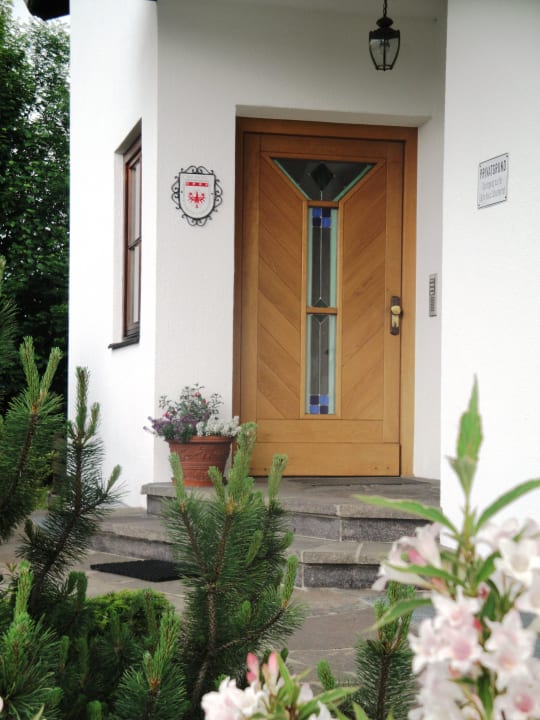Eingang Ferienwohnungen Schusterhof