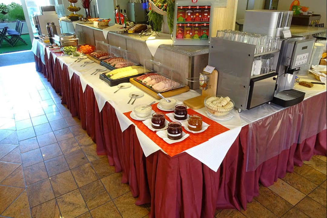 Frühstücksbüfett PLAZA INN Hamburg Moorfleet