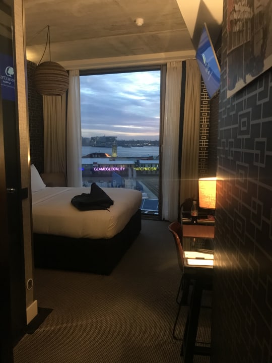 Zimmer DoubleTree by Hilton Amsterdam - NDSM Wharf