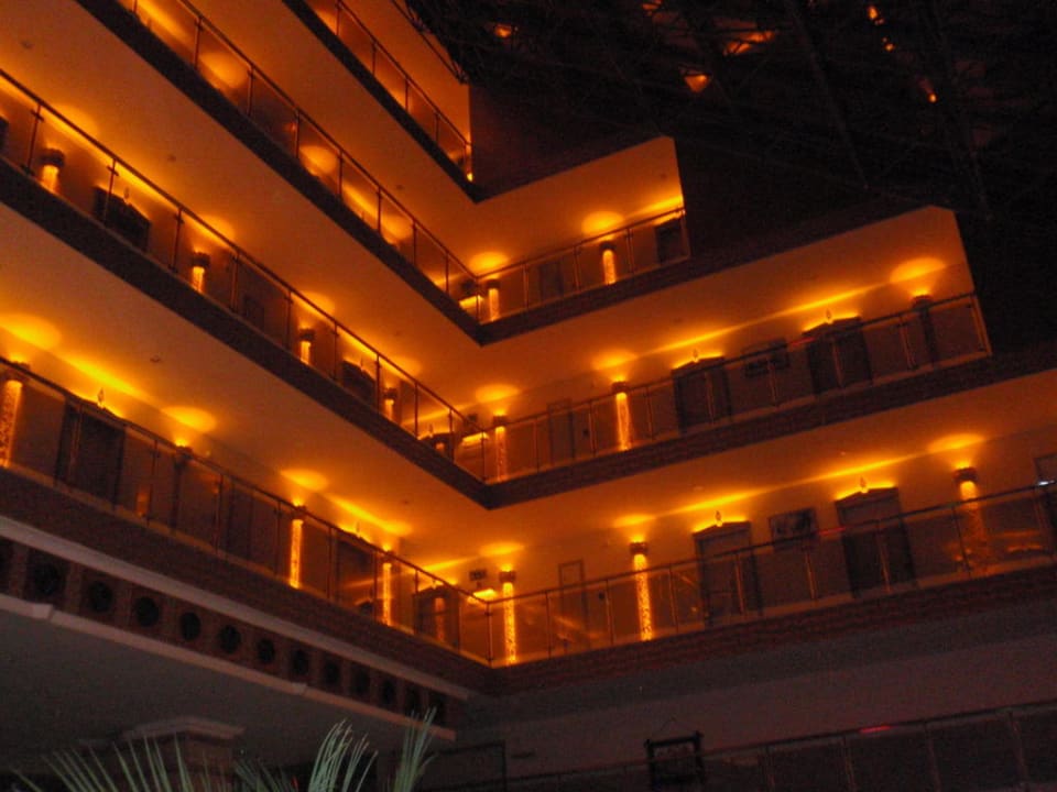 Вид на номера  Holiday Park Resort