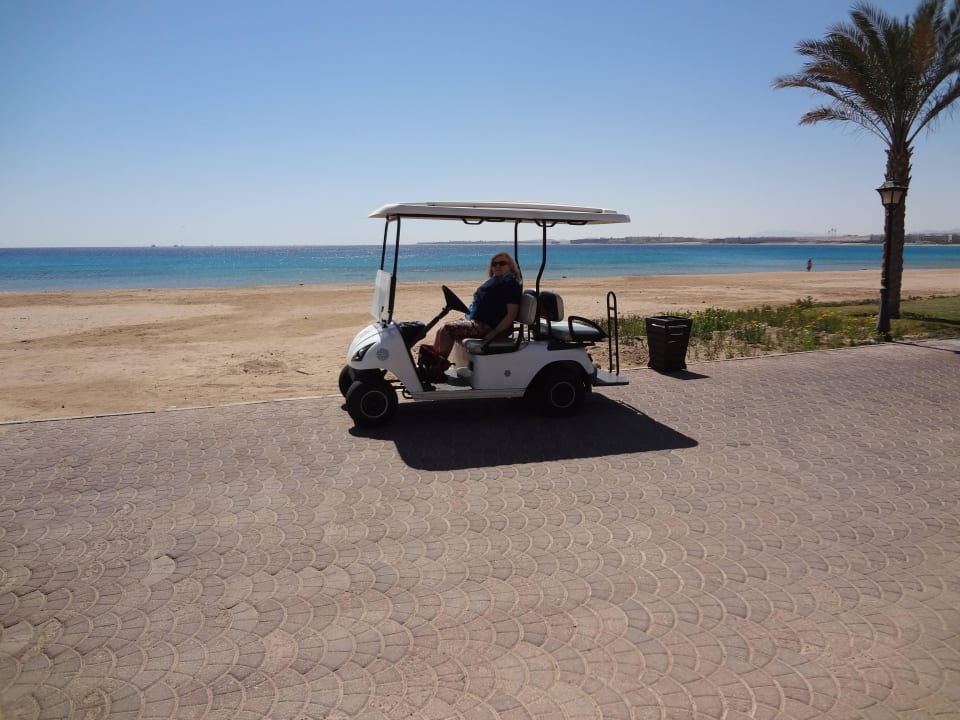 Ausflugmit Elektroauto Baron Palace Sahl Hasheesh