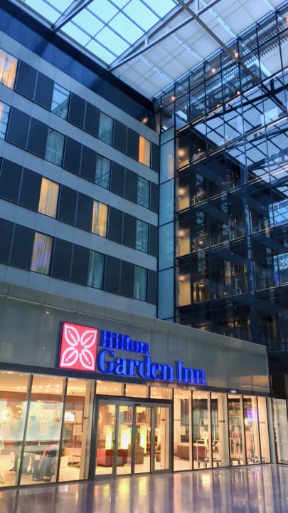Außenansicht Hilton Garden Inn Frankfurt Airport