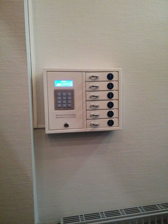 Schlüsselkasten für Anreisen in der Nacht Advantage Appartements Hotel