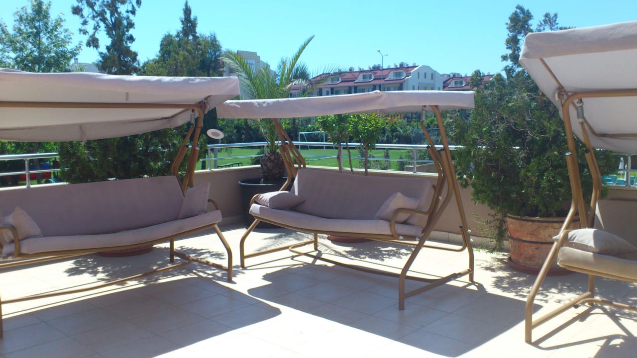 Rückzugsmöglichkeit auf der Terrasse Hane Family Resort