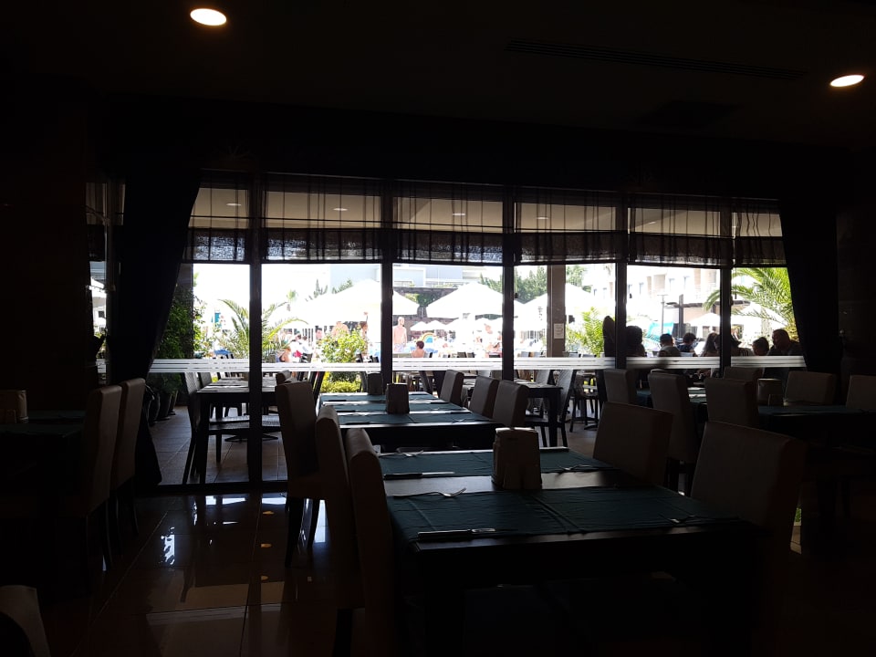 Gastro Side Aluna Hotel