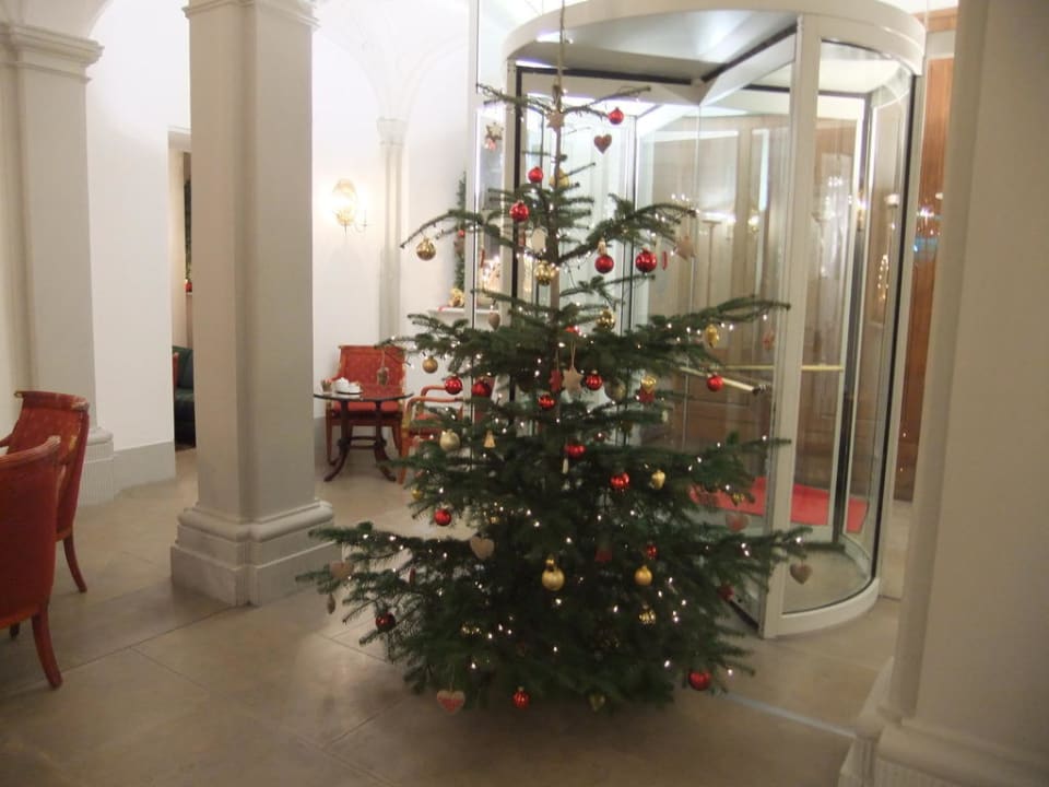 Seitenausgang  Hotel Taschenbergpalais Kempinski Dresden