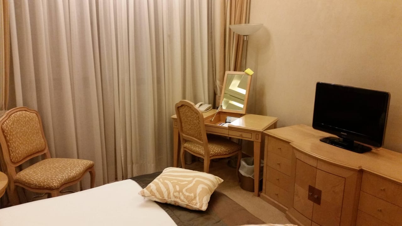 Schlafzimmer Meliá Athens Hotel