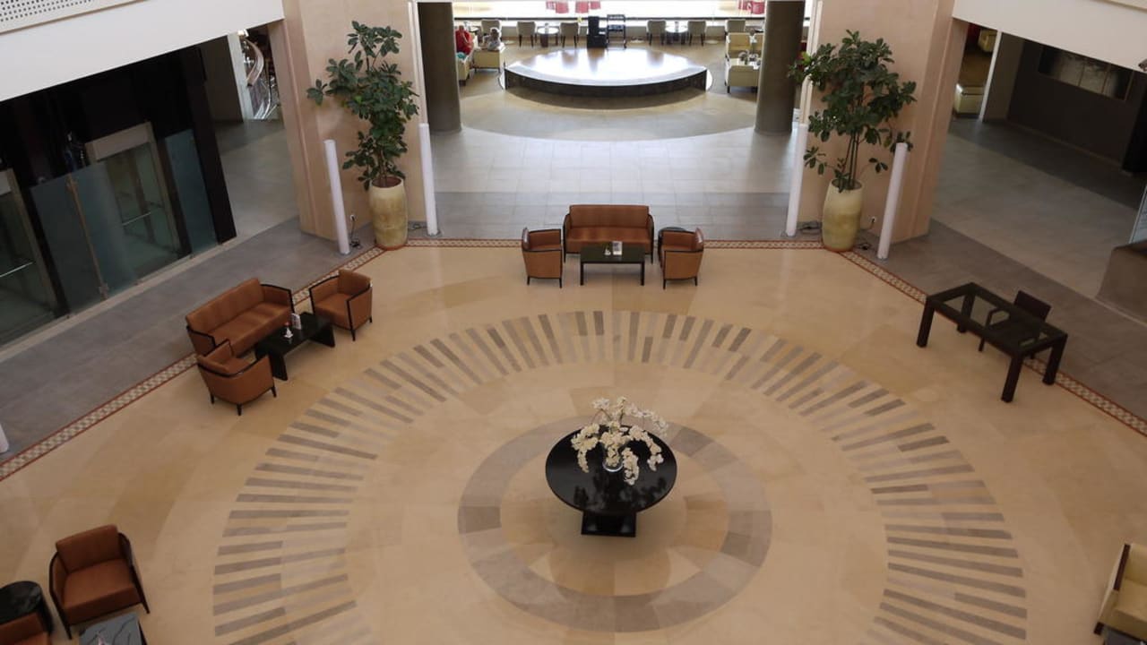 Lobby und Bar La Cigale Tabarka Hôtel – Thalasso & Spa – Golf