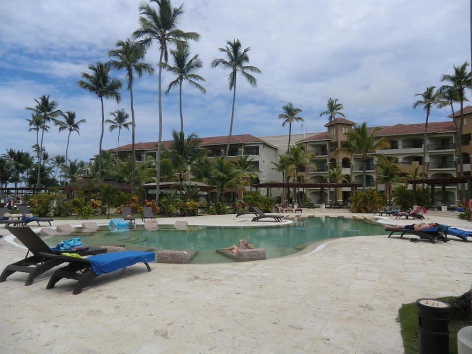 Mainpool Dreams Royal Beach Punta Cana