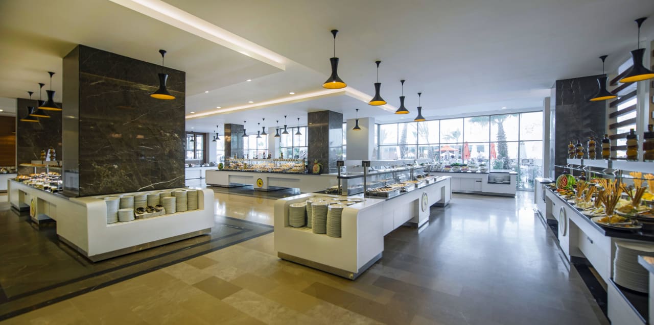 SULTAN  RESTAURANT Port Nature Luxury Resort & Spa