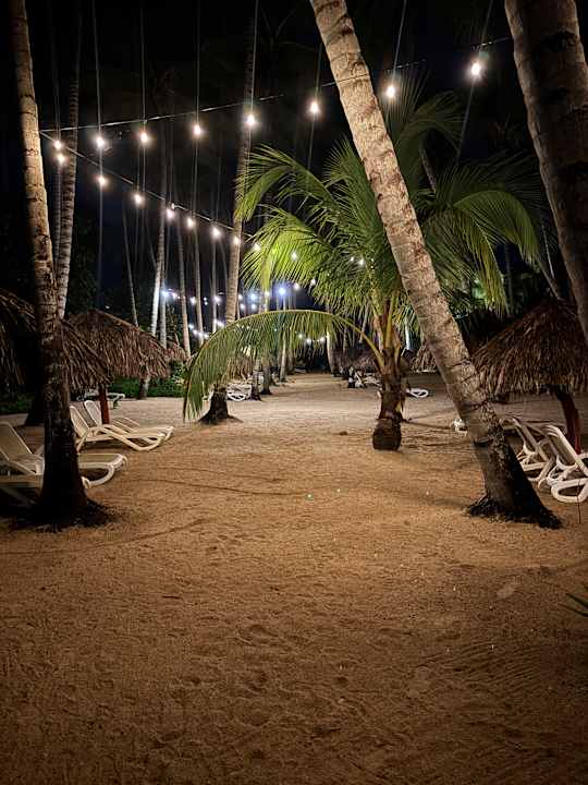 Strand Bahia Principe Luxury Bouganville