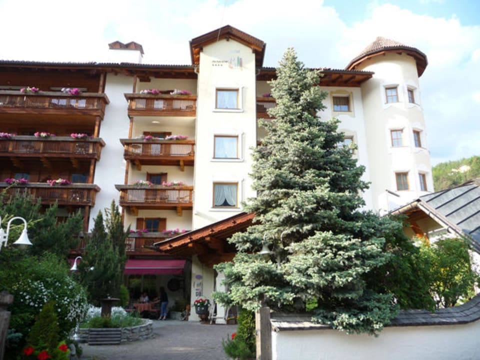 Außenansicht Hotel Almhof Call