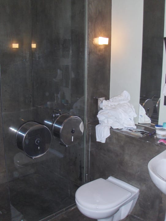 Badezimmer Miss Sophie's Hostel