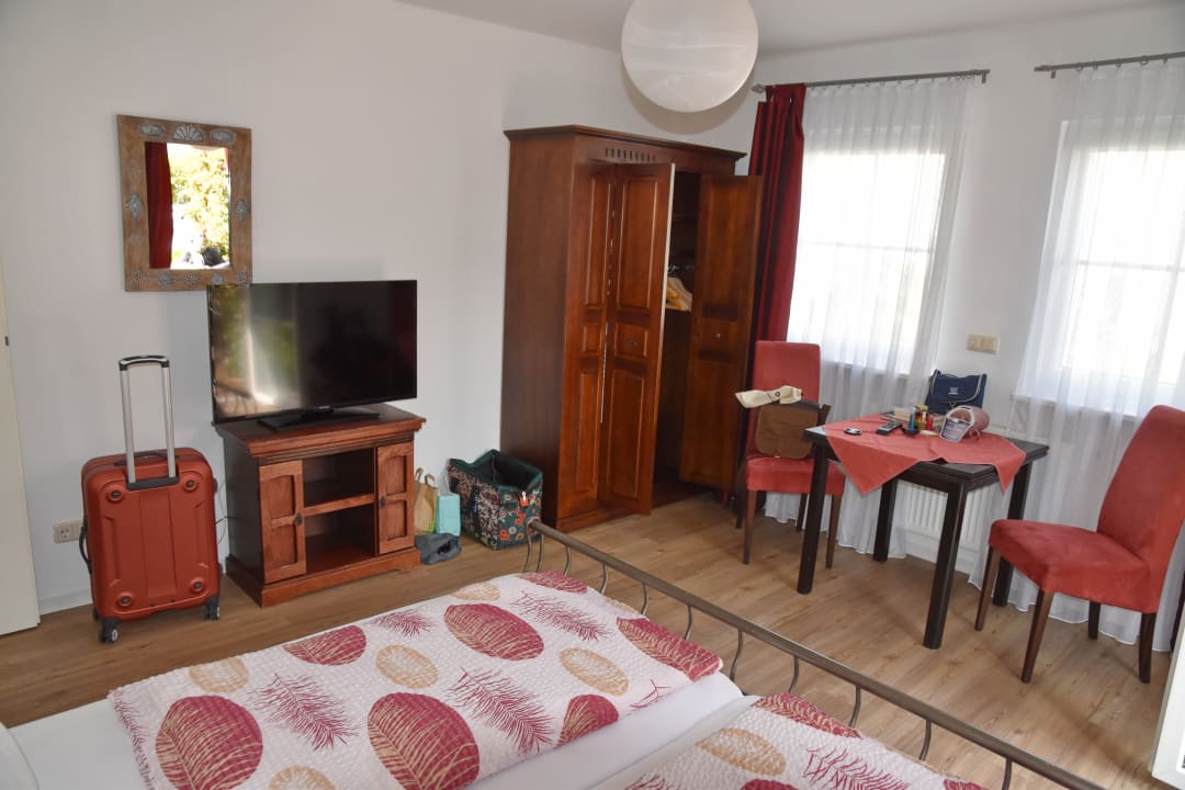 Zimmer Gästehaus Weingut Helbighof