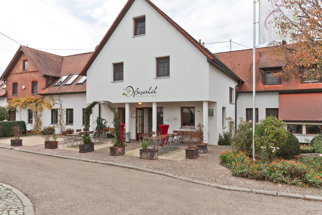 Haus Ansicht  Landhotel Oßwald