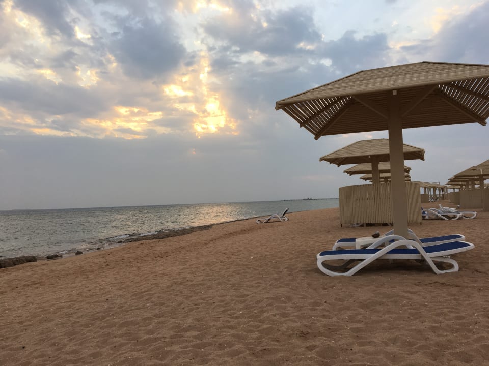 Strand Premier Le Reve Hotel & Spa