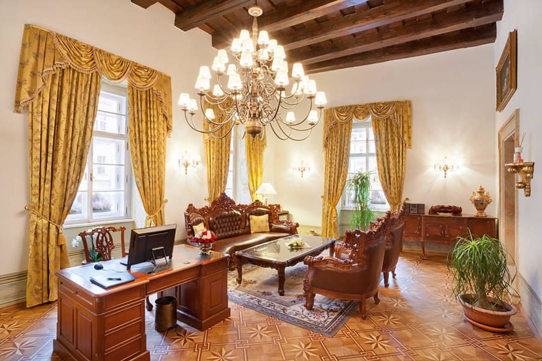 St. Florian Suite - living room Hotel U Prince