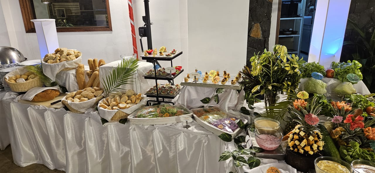 Gastro Laguna Beach Hotel & Spa