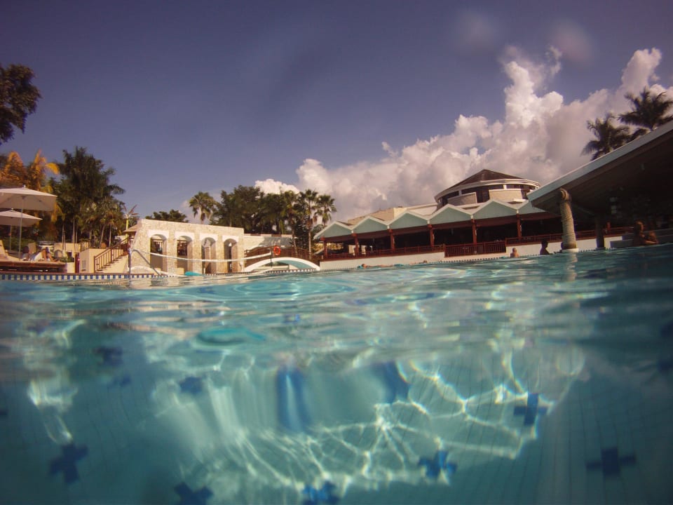 Hauptpool Beaches Negril Resort
