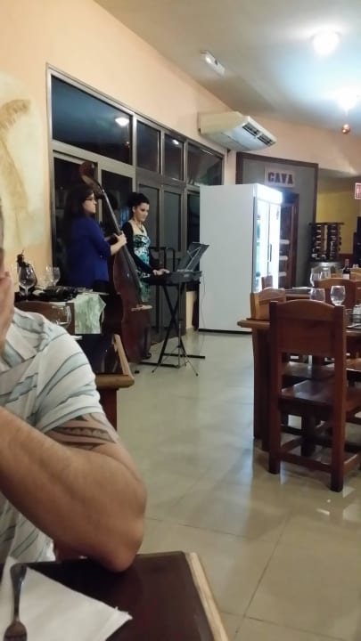 Musikalische Begleitung im Restaurant Hotel Los Caneyes