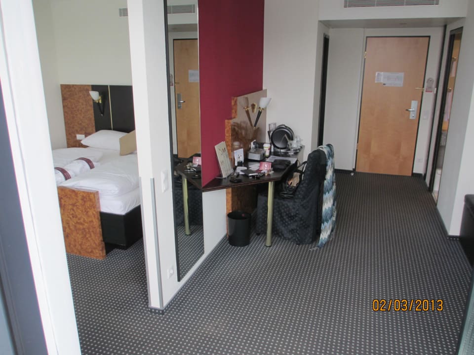 Als Juniorsuite bezeichnete Zimmerkonfiguration Mercure Hotel Plaza Essen