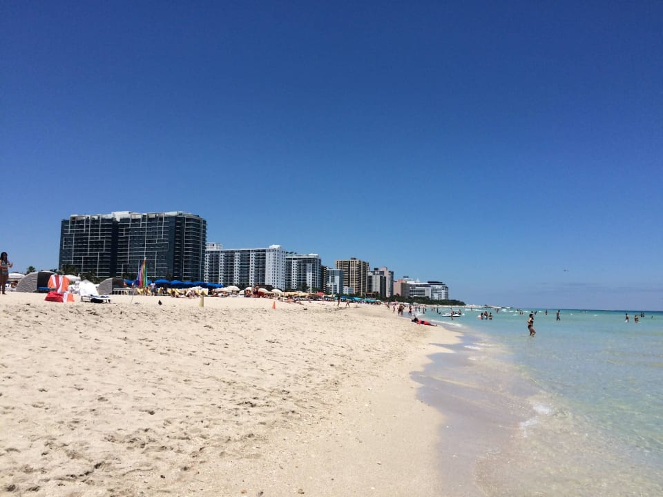 Strand Hotel The Shore Club