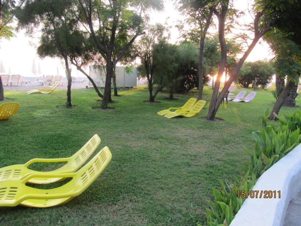 Gartenanlage vor dem Strand Labranda Alantur Resort