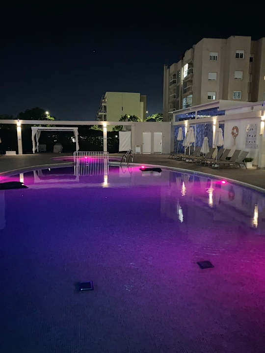 Pool BG Hotel Caballero