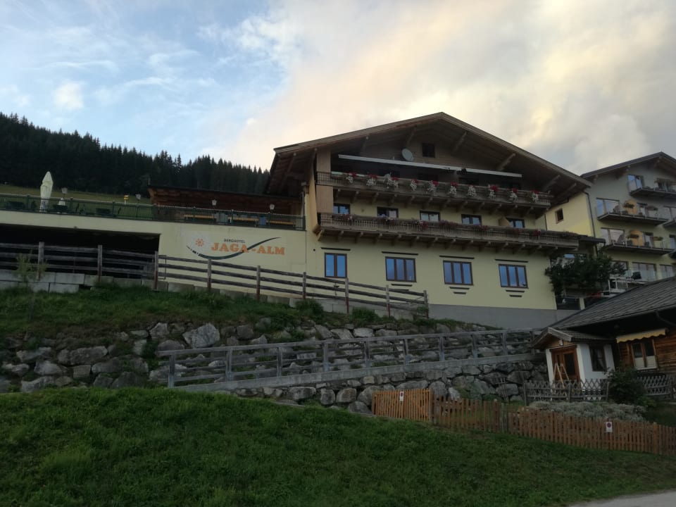Außenansicht Berghotel Jaga-Alm