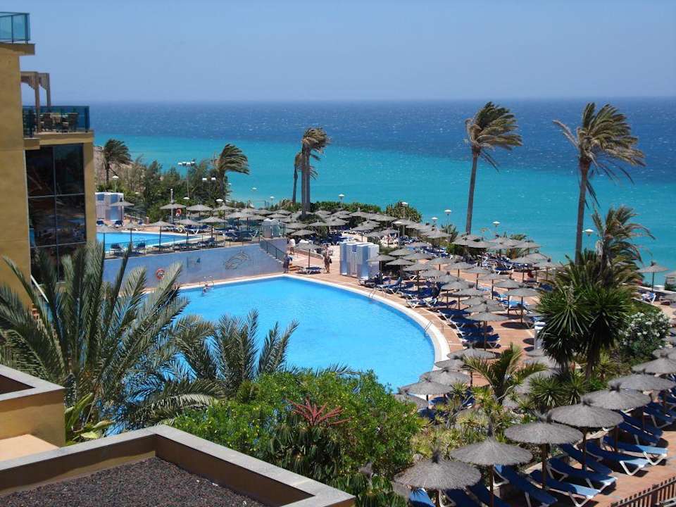 Die Poolanlage SBH Club Paraiso Playa