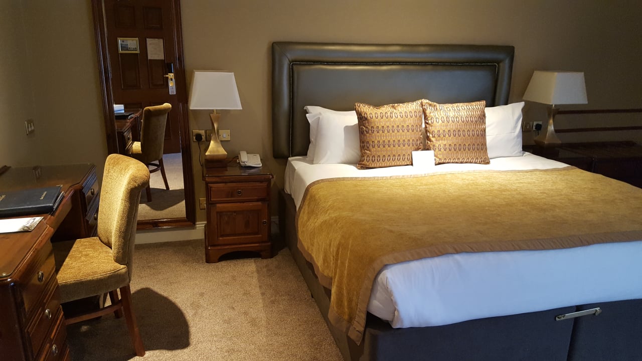 Zimmer The Lake Hotel