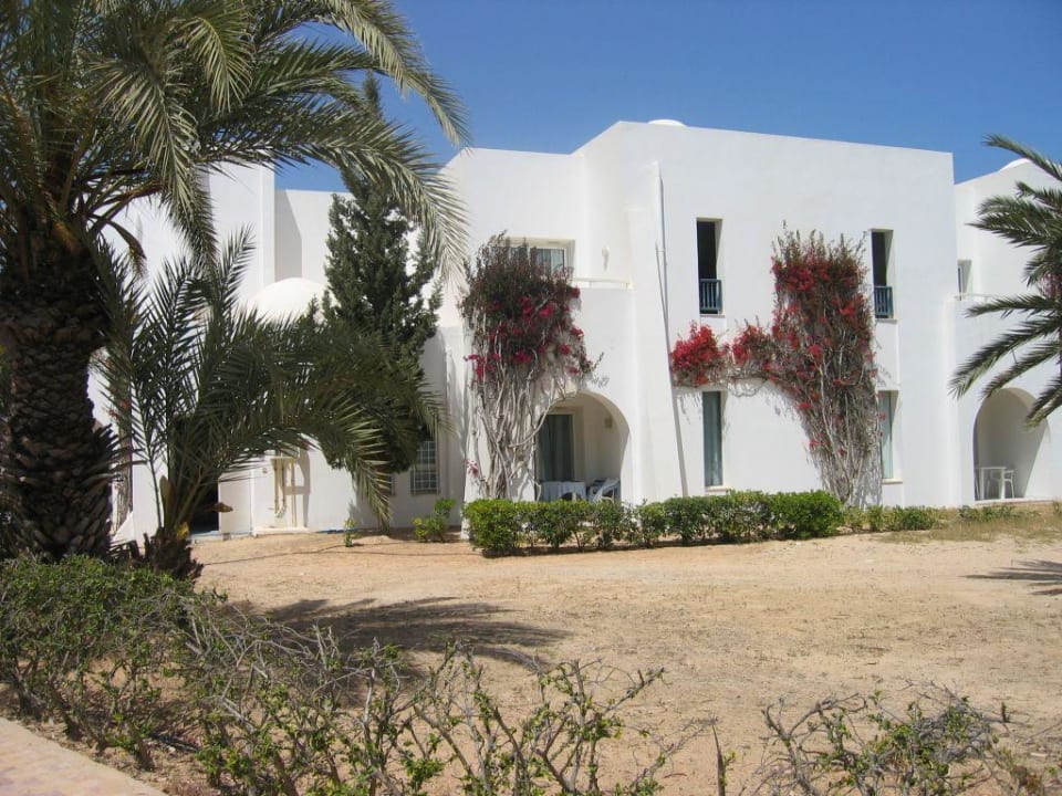 Einer der Bungalogebäude Hotel El Mouradi Djerba Menzel