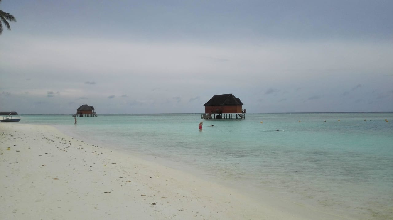 Honeymoon Suites (400 & 200) Meeru Maldives Resort Island