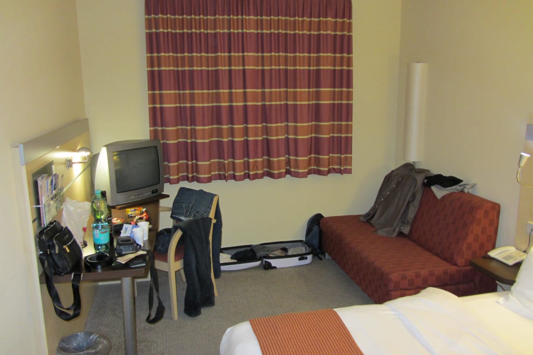 Zusatz-Couch, TV Holiday Inn Express Berlin City Center