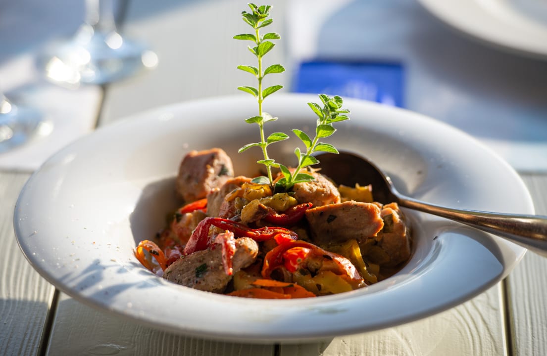 Gastro Hotel Lagomandra Beach