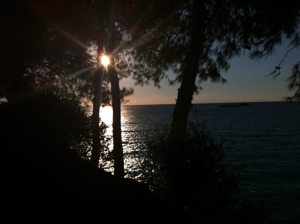 Wanderweg anschl. schöne Ausblick Hotel Gardenia Beach