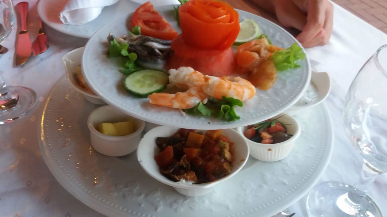 Fischabend Hotel Defne Garden