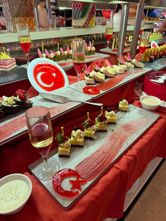 Gastro Seaden Sea World Resort & Spa